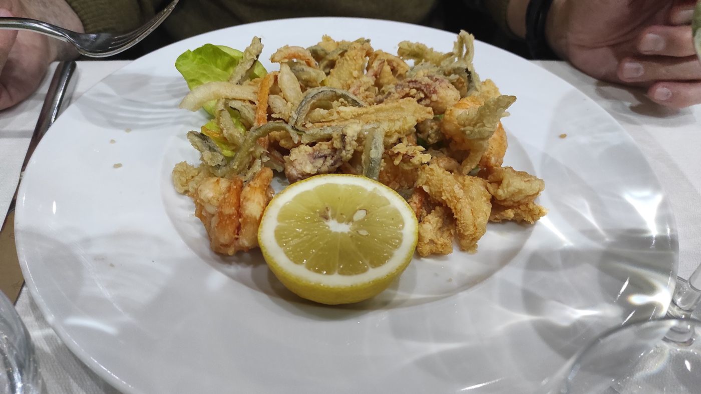 Fritto misto di pesce e verdurine