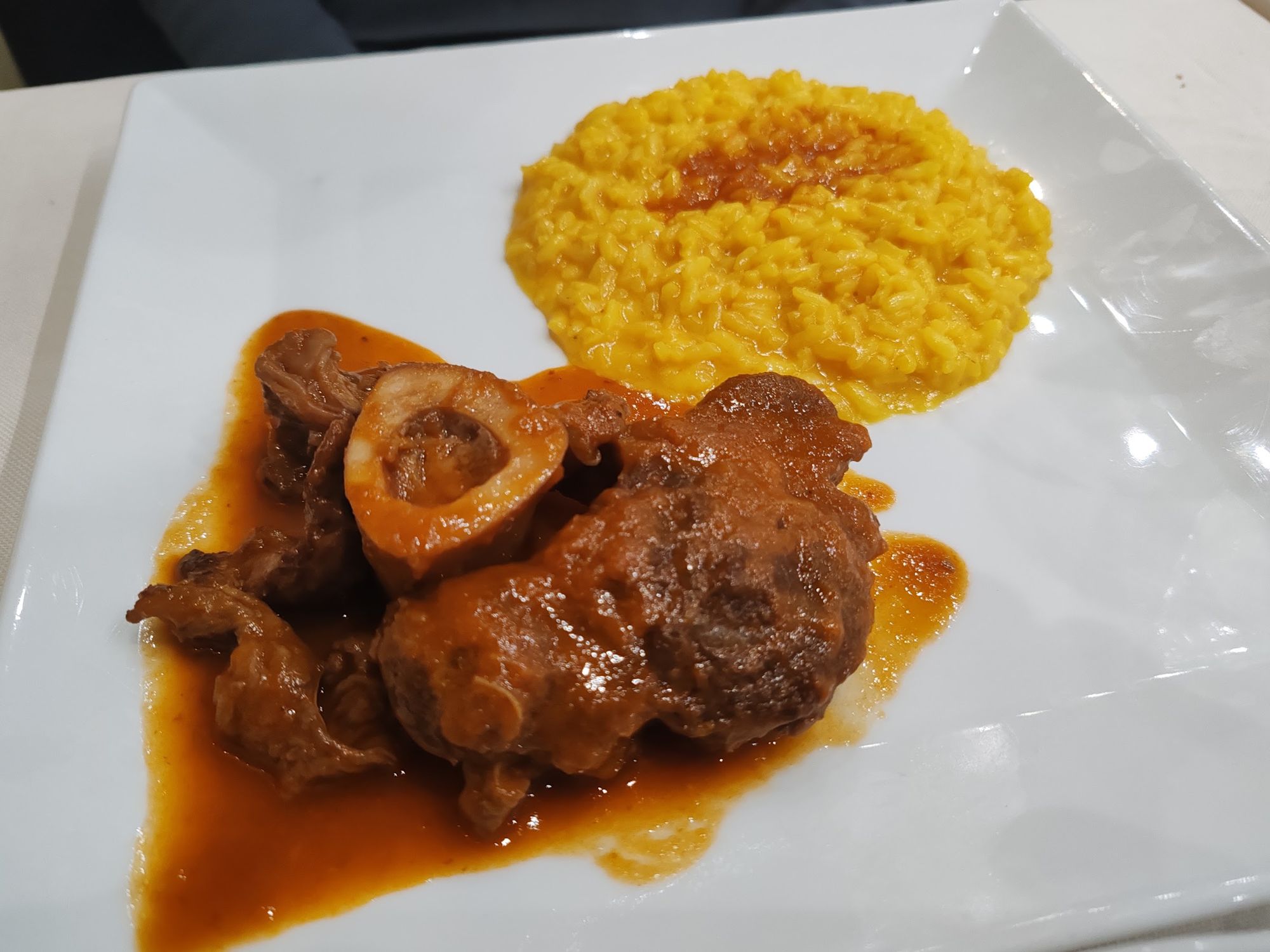 Risotto alla milanese con ossobuco